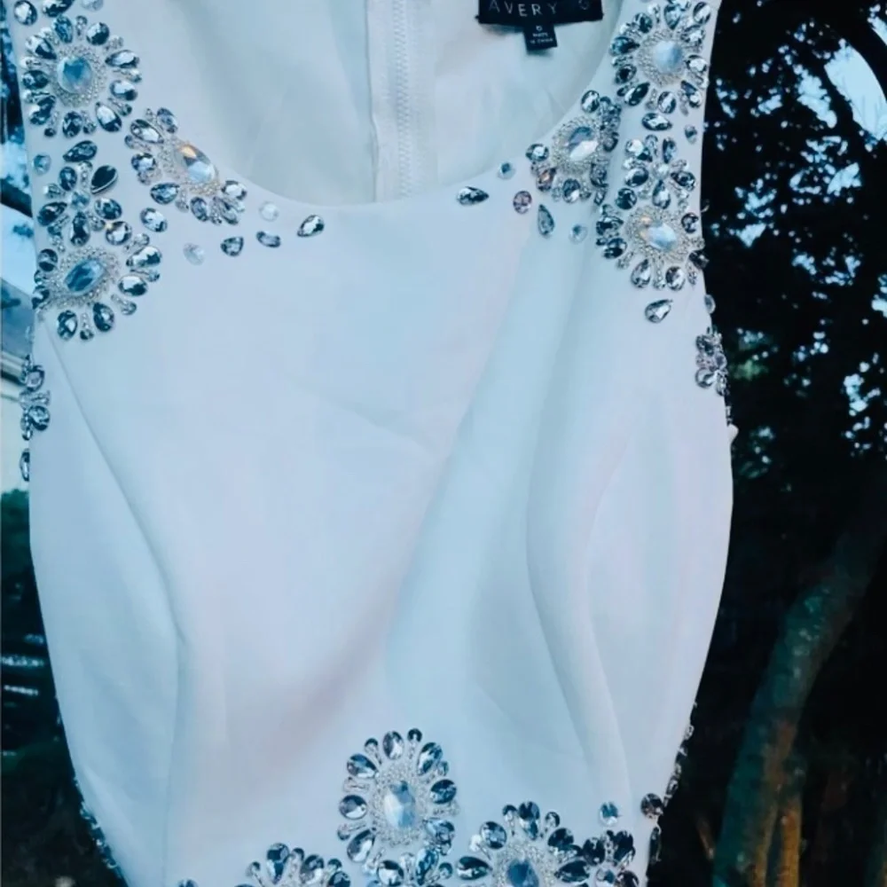 Bridal dress Avery  G Sleeveless Jewel Neck cutout maxi Dress size 6 NWT - Picture 3 of 10